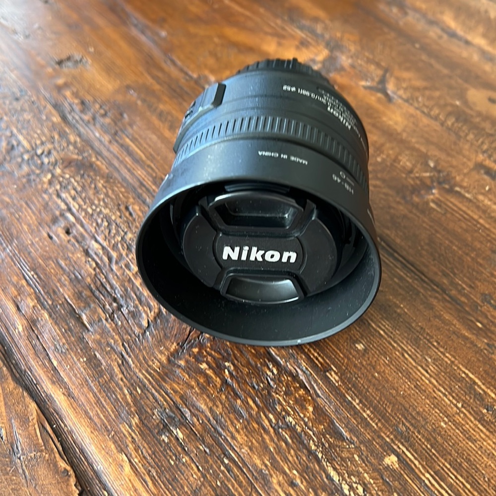 Nikon Nikkor 35 mm lens for DSLR